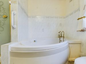 Bath- click for photo gallery